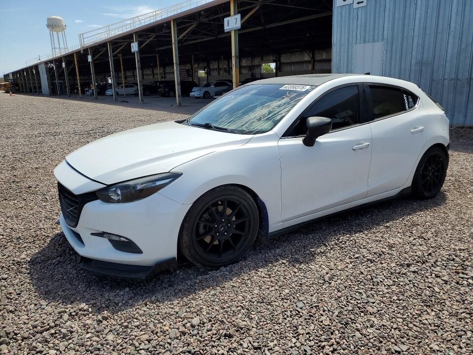 2018 MAZDA Mazda3