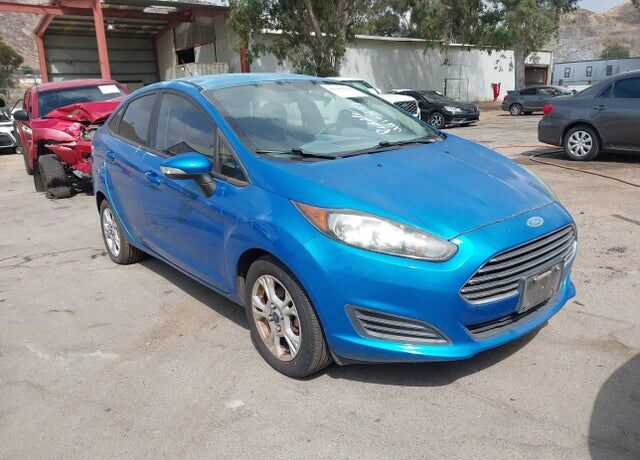 2015 FORD Fiesta
