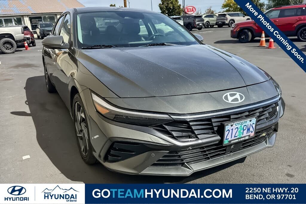 2024 HYUNDAI Elantra