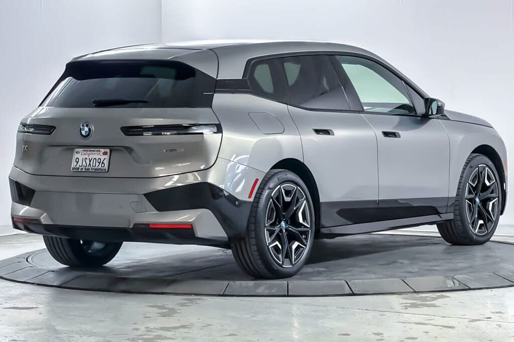 2024 BMW iX