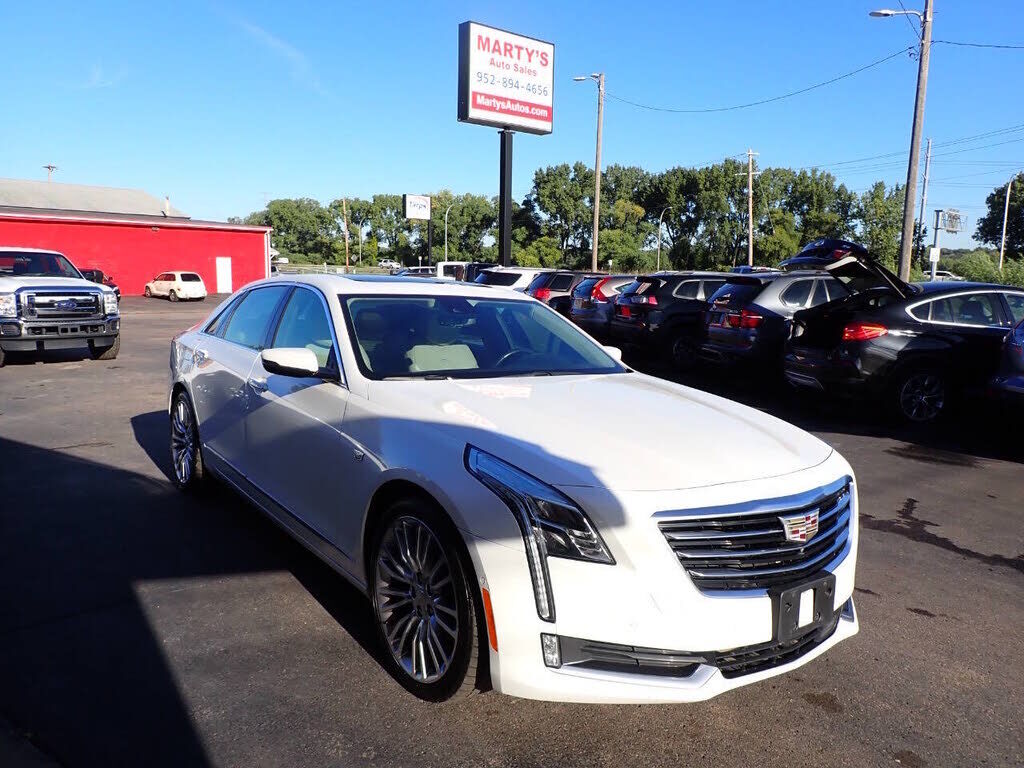 2017 CADILLAC CT6
