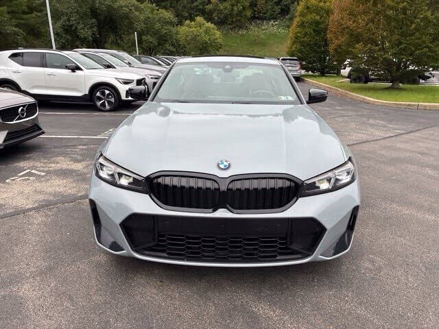 2023 BMW 330i