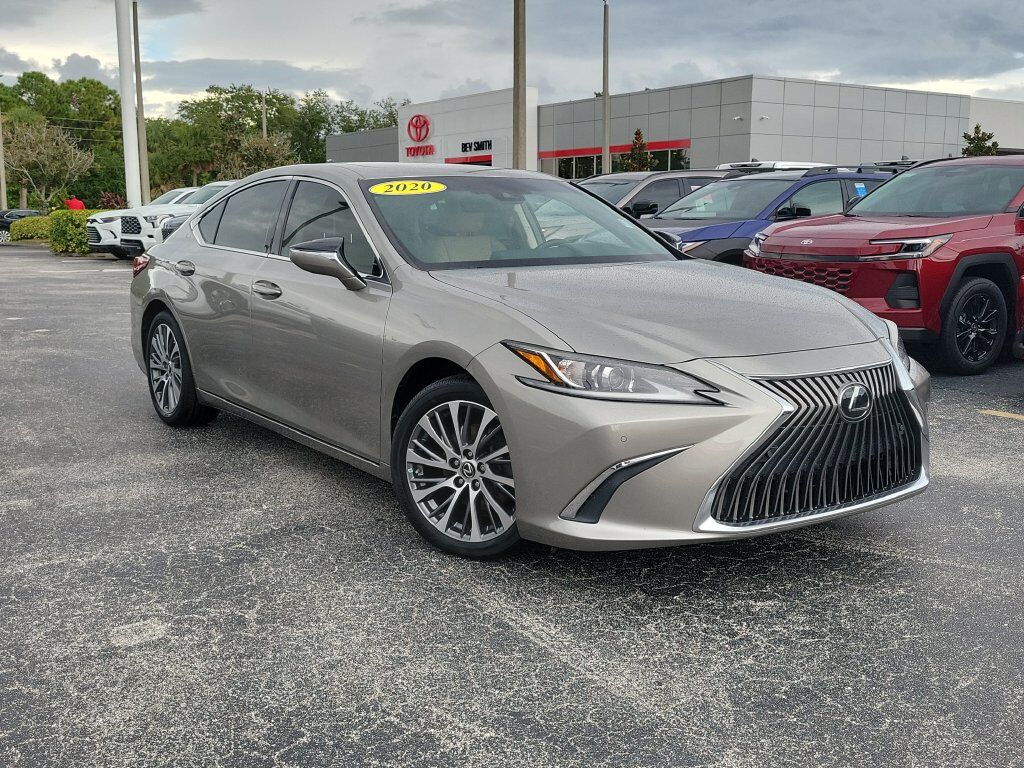 2020 LEXUS ES
