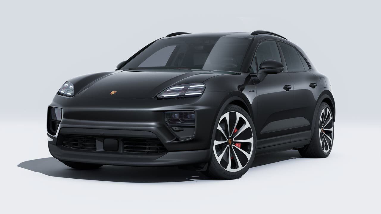 2026 PORSCHE Macan