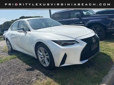 2021 LEXUS IS