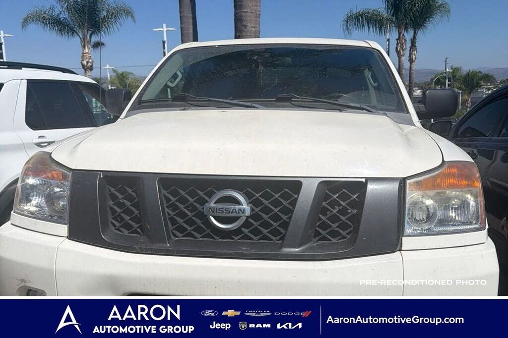 2012 NISSAN Titan