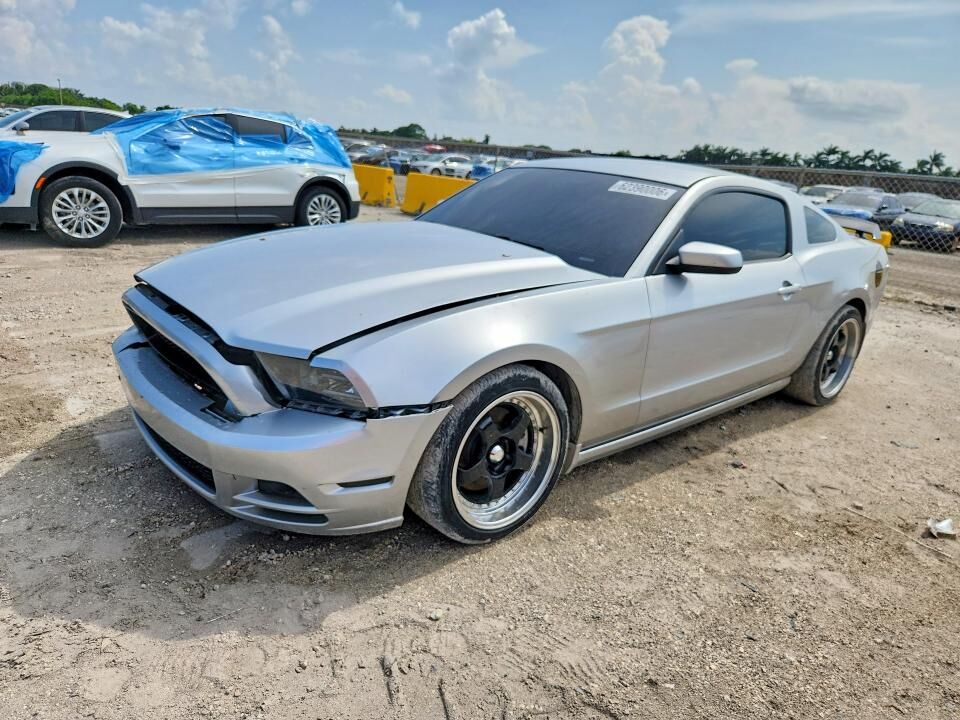 2014 FORD Mustang
