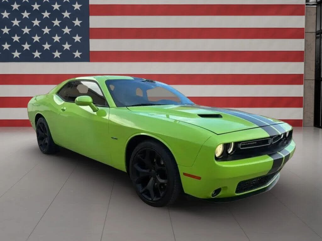 2015 DODGE Challenger