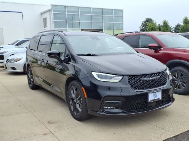 2025 CHRYSLER Pacifica