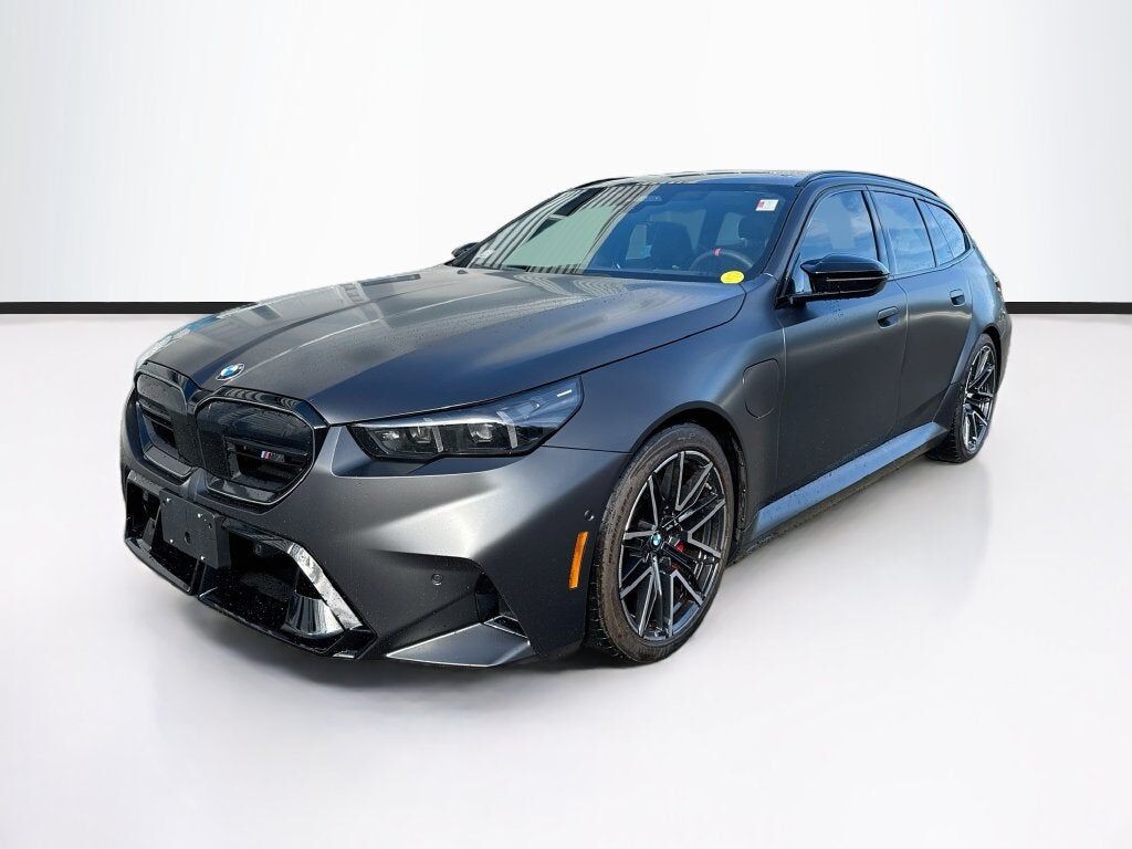 2025 BMW M5