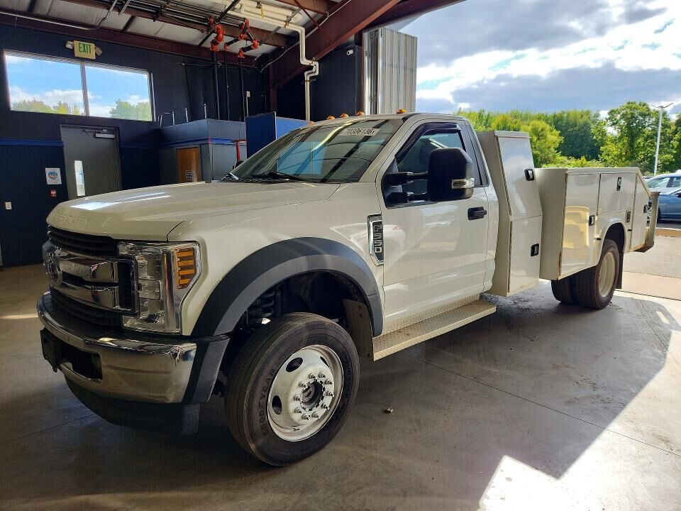 2019 FORD F-550