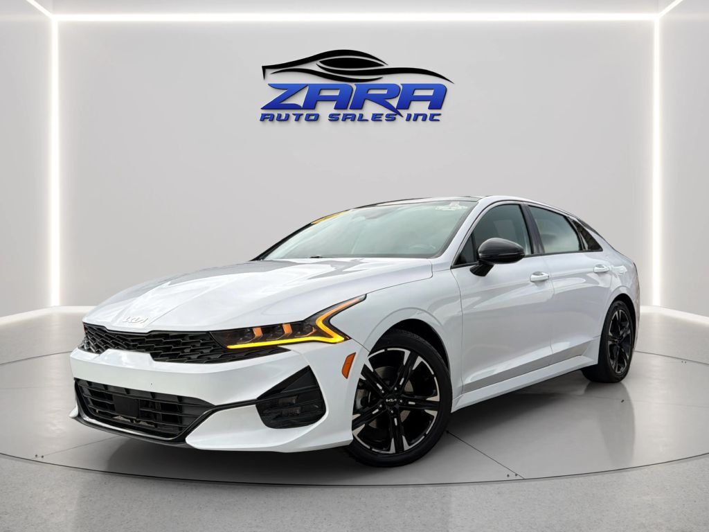 2022 KIA K5