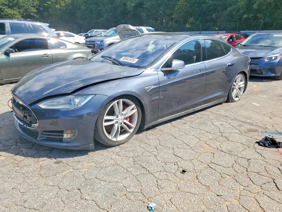 2016 TESLA Model S