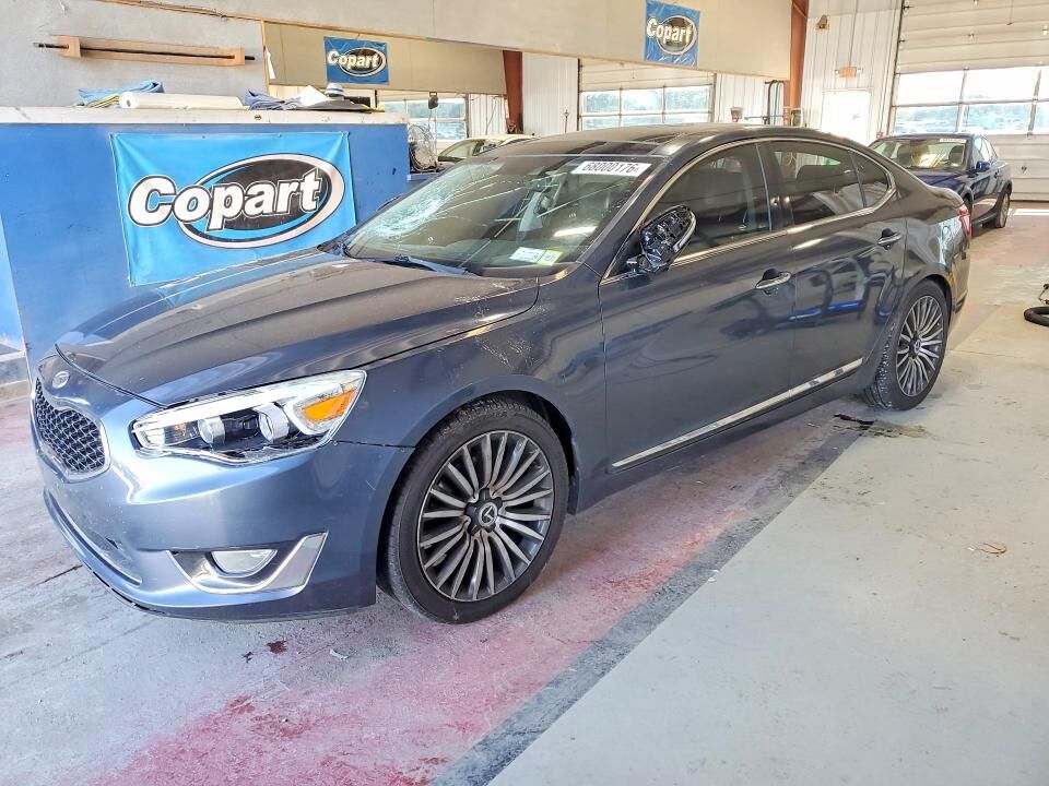 2014 KIA Cadenza