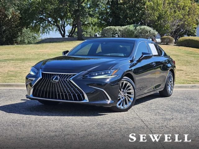 2025 LEXUS ES