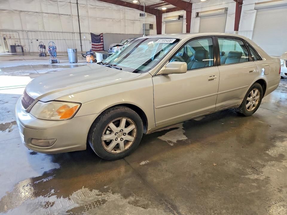 2001 TOYOTA Avalon