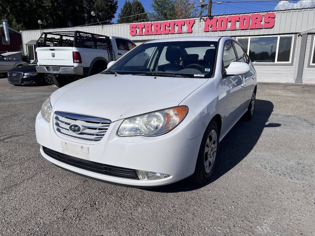 2010 HYUNDAI Elantra