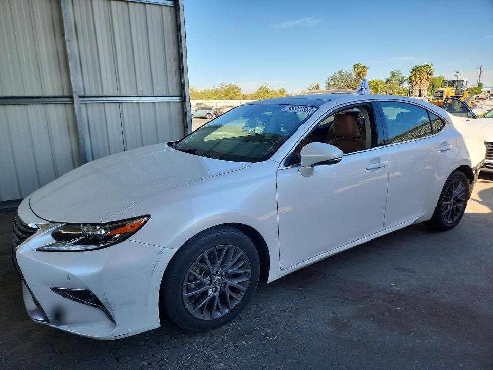 2018 LEXUS ES