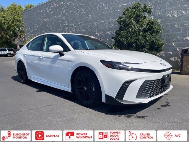 2025 TOYOTA Camry