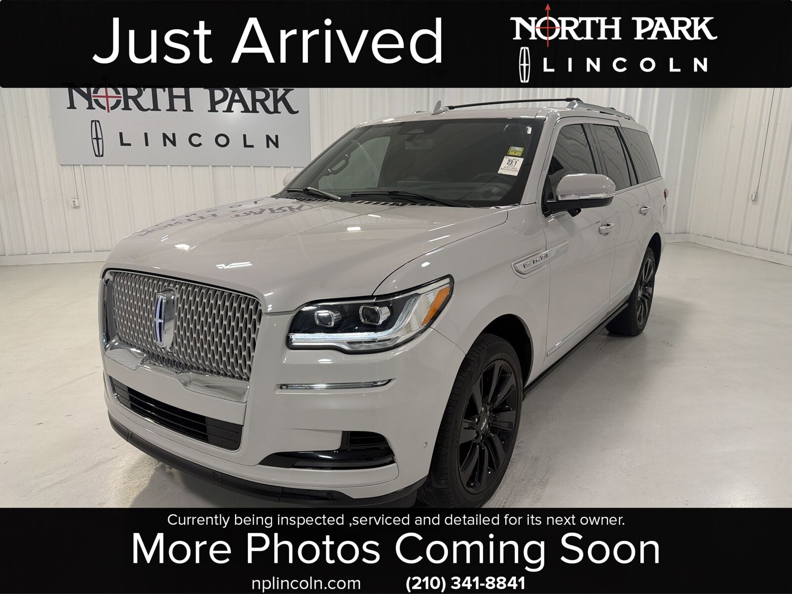 2023 LINCOLN Navigator