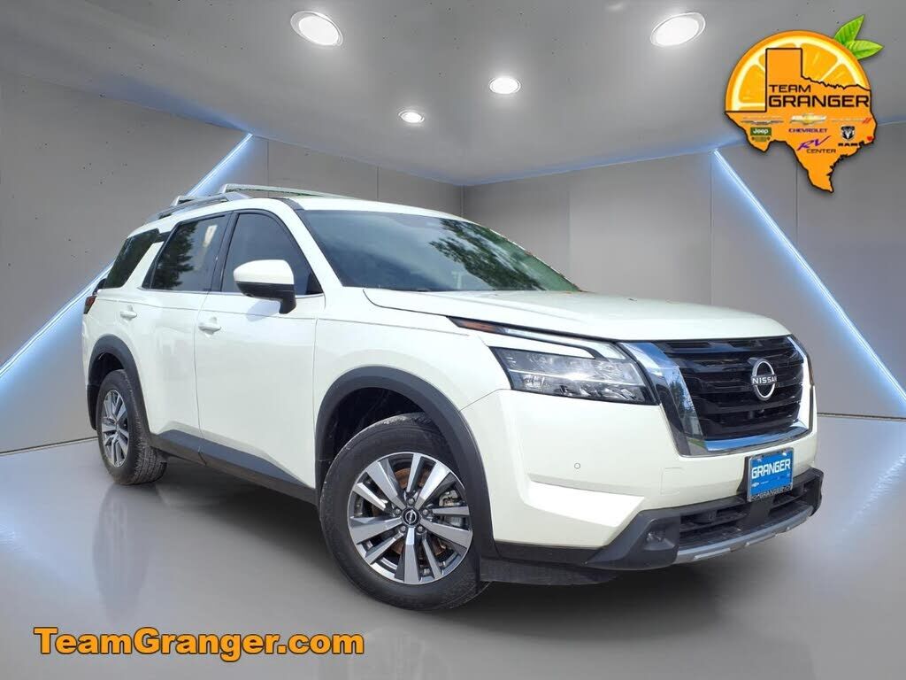 2024 NISSAN Pathfinder