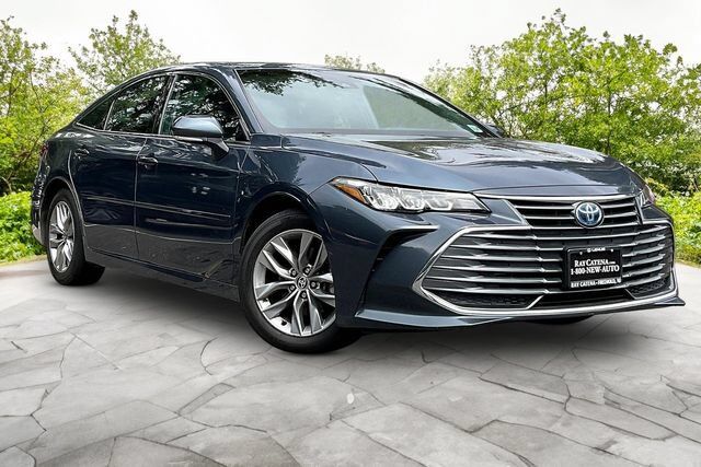 2022 TOYOTA Avalon