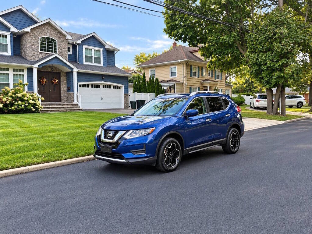 2017 NISSAN Rogue