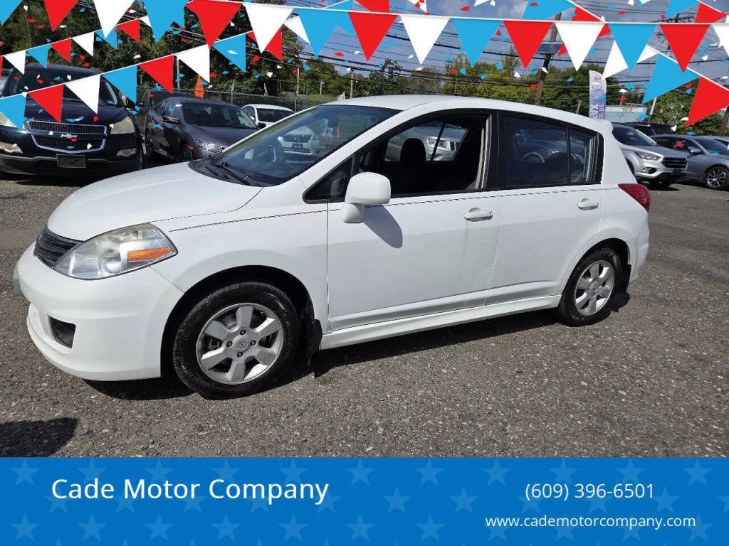 2010 NISSAN Versa