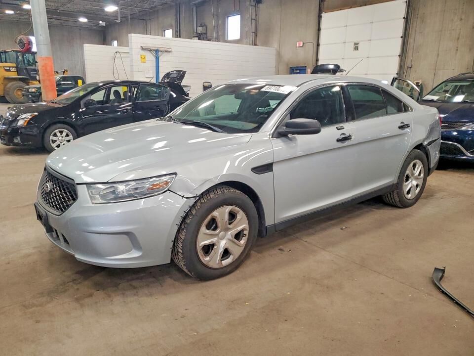 2013 FORD Taurus