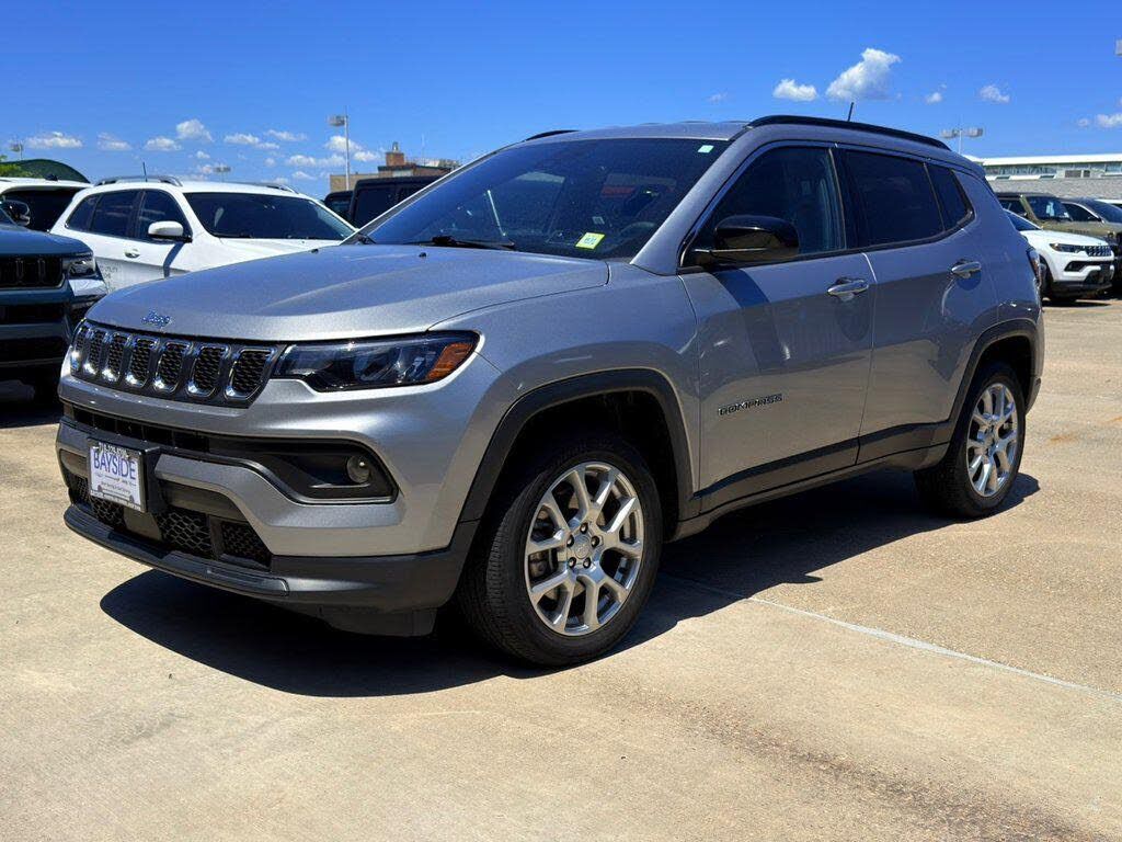 2023 JEEP Compass
