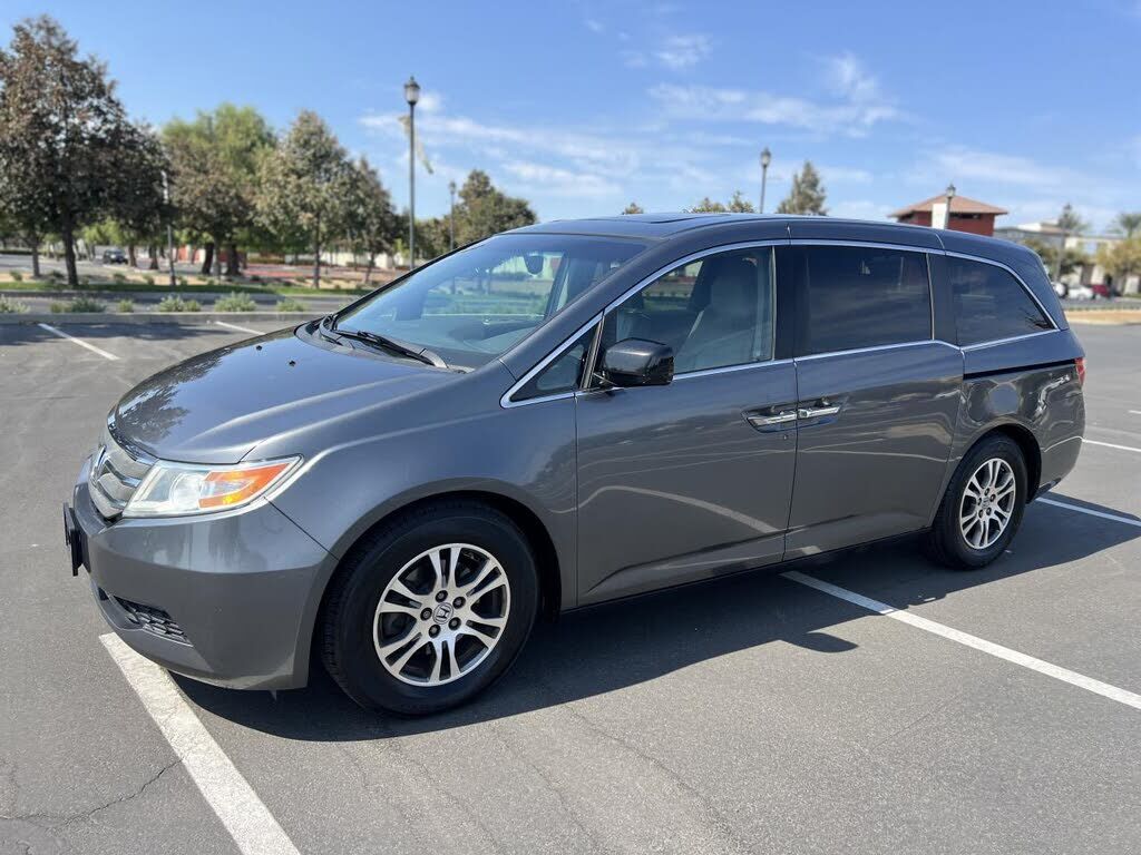 2012 HONDA Odyssey