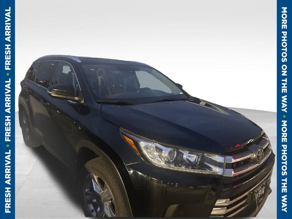 2019 TOYOTA Highlander
