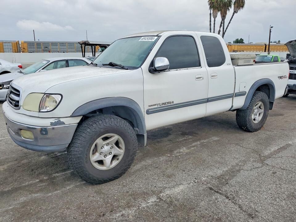 2002 TOYOTA Tundra