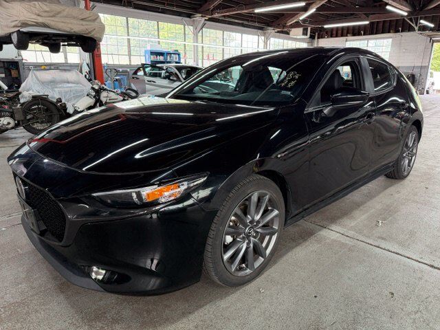2024 MAZDA Mazda3