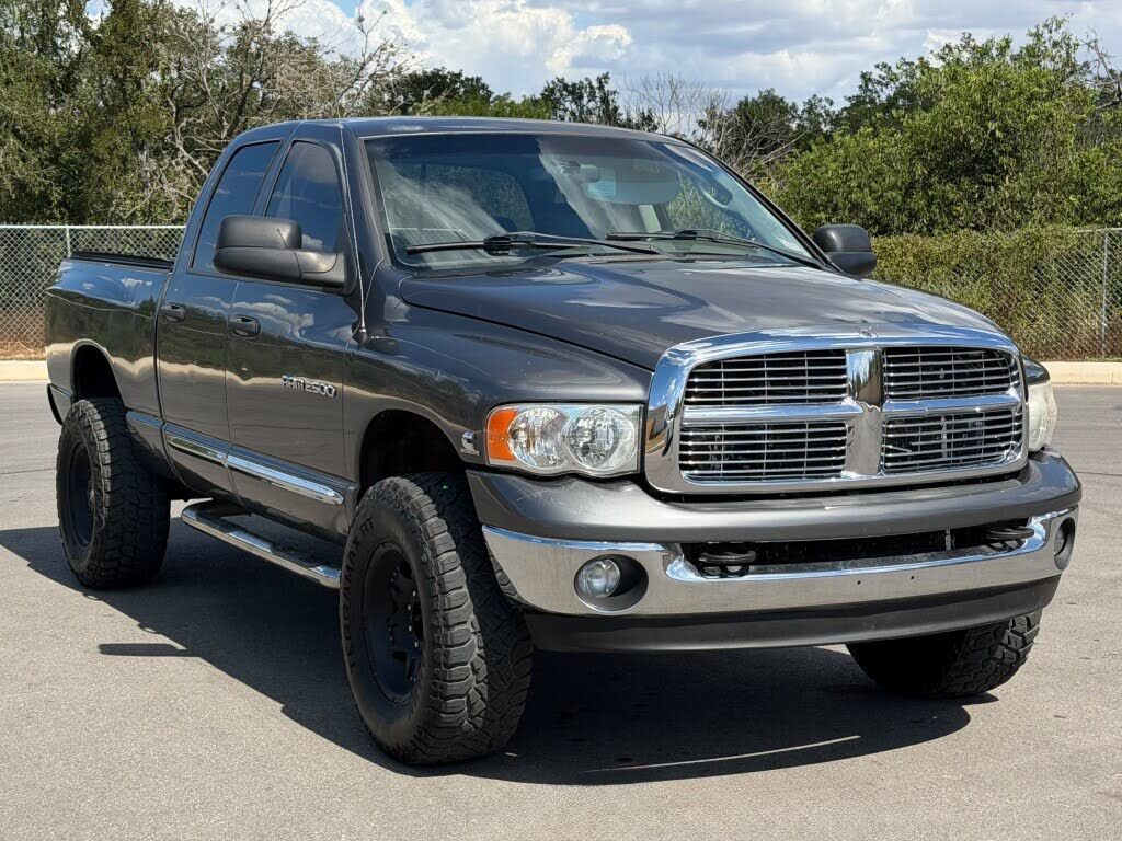 2004 DODGE Ram