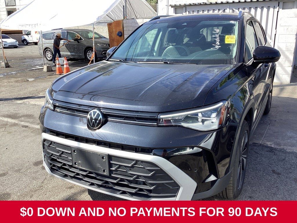 2025 VOLKSWAGEN Taos