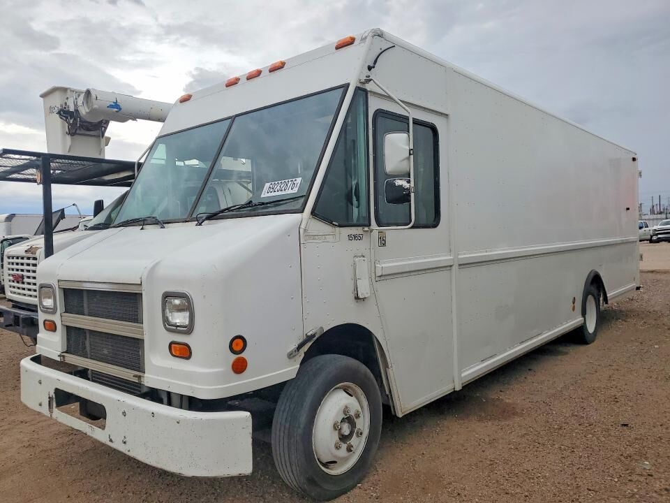 2004 FREIGHTLINER MT 45 Chassis