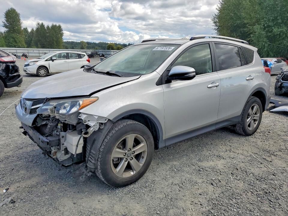 2015 TOYOTA RAV4