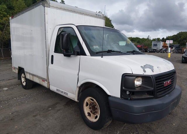2011 GMC Savana