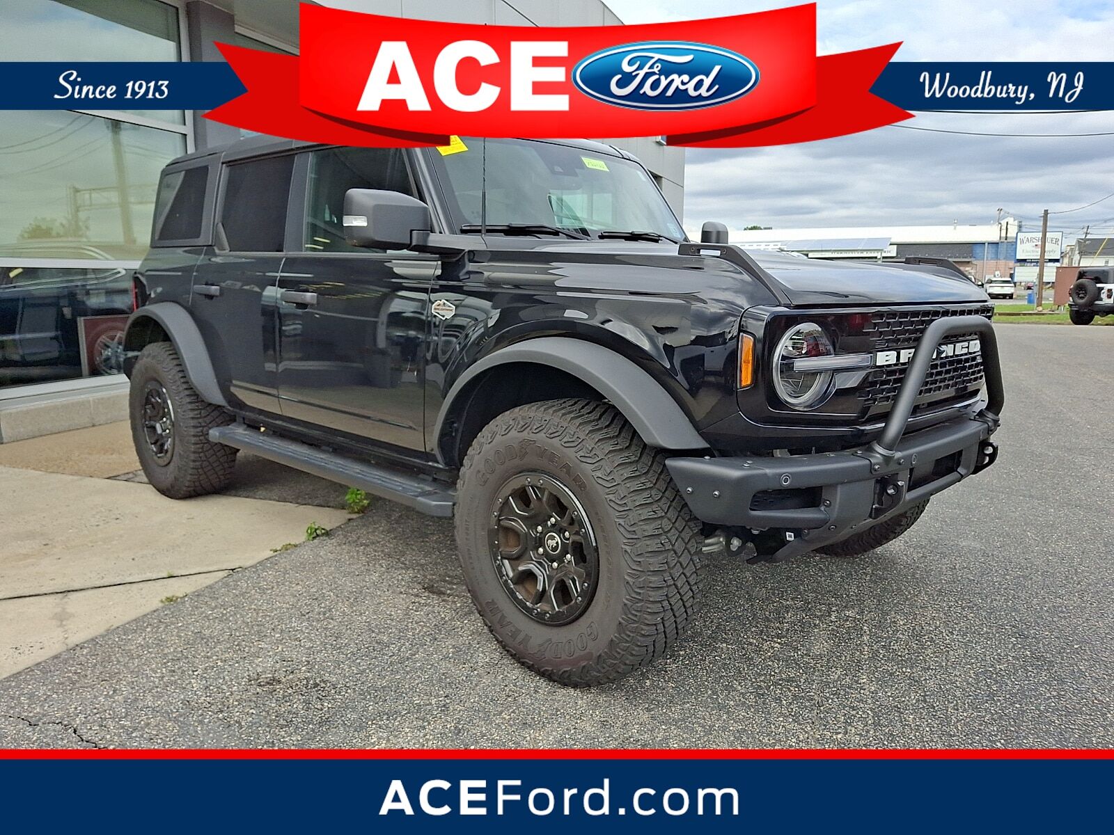 2024 FORD Bronco