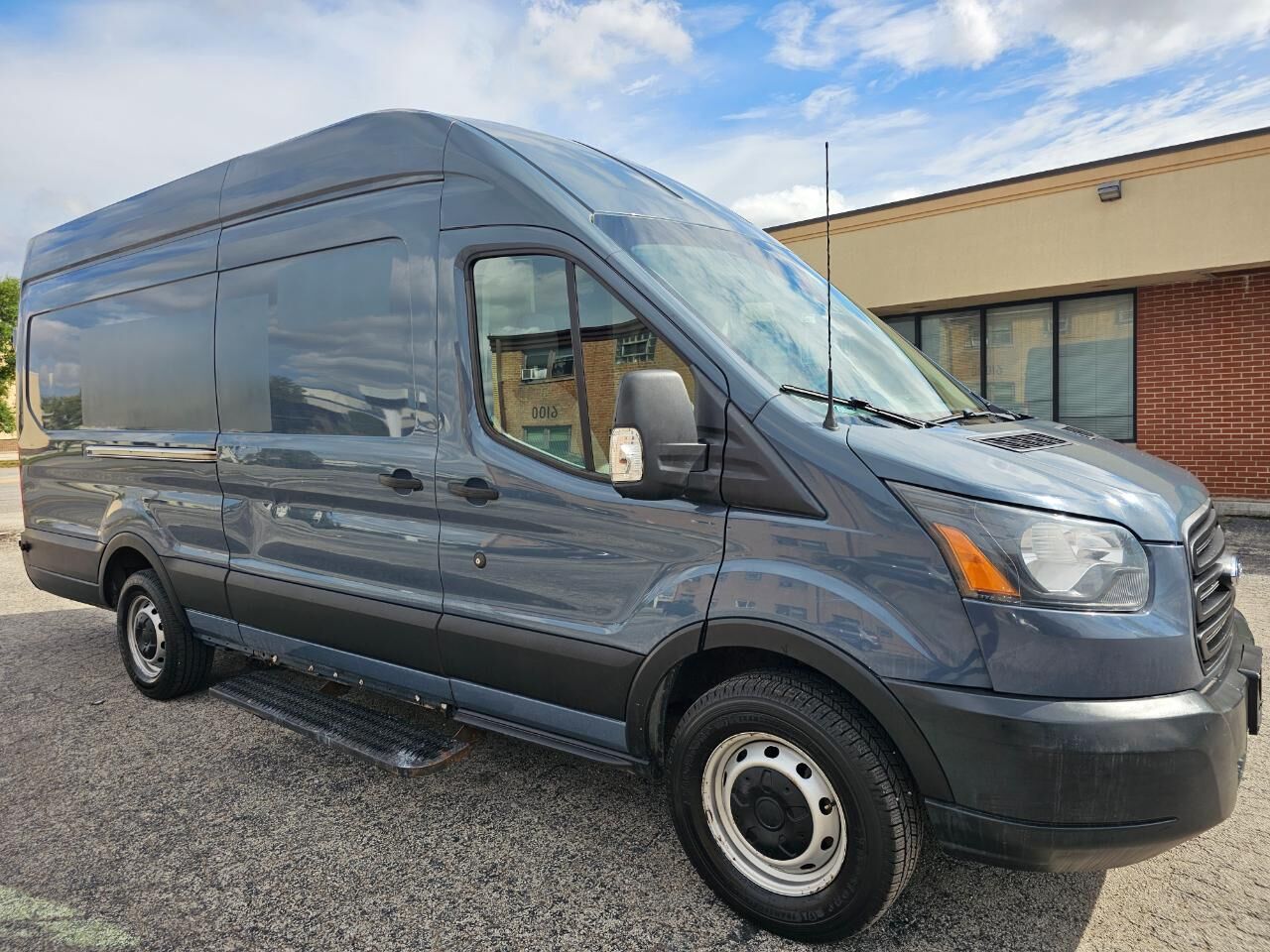 2019 FORD Transit