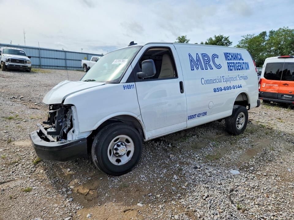 2026 CHEVROLET Express