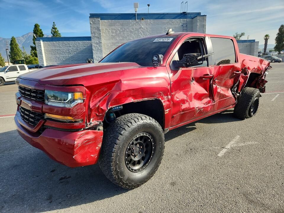 2018 CHEVROLET Silverado