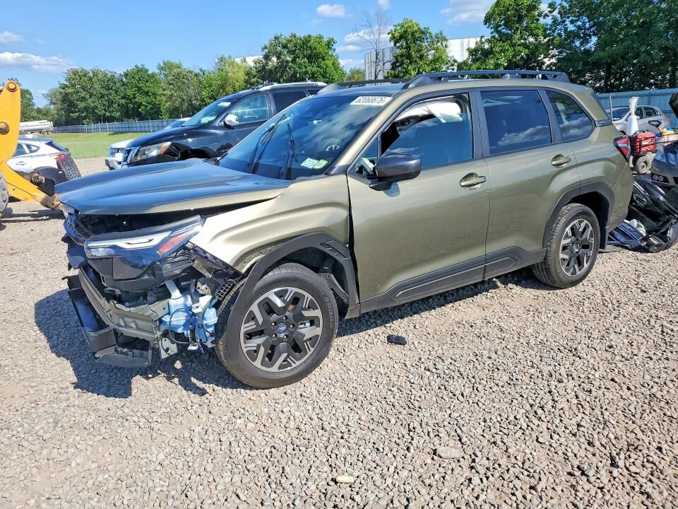 2025 SUBARU Forester