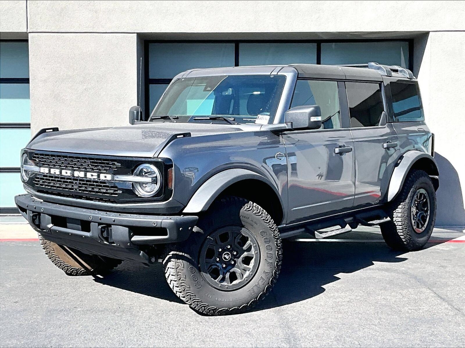 2024 FORD Bronco