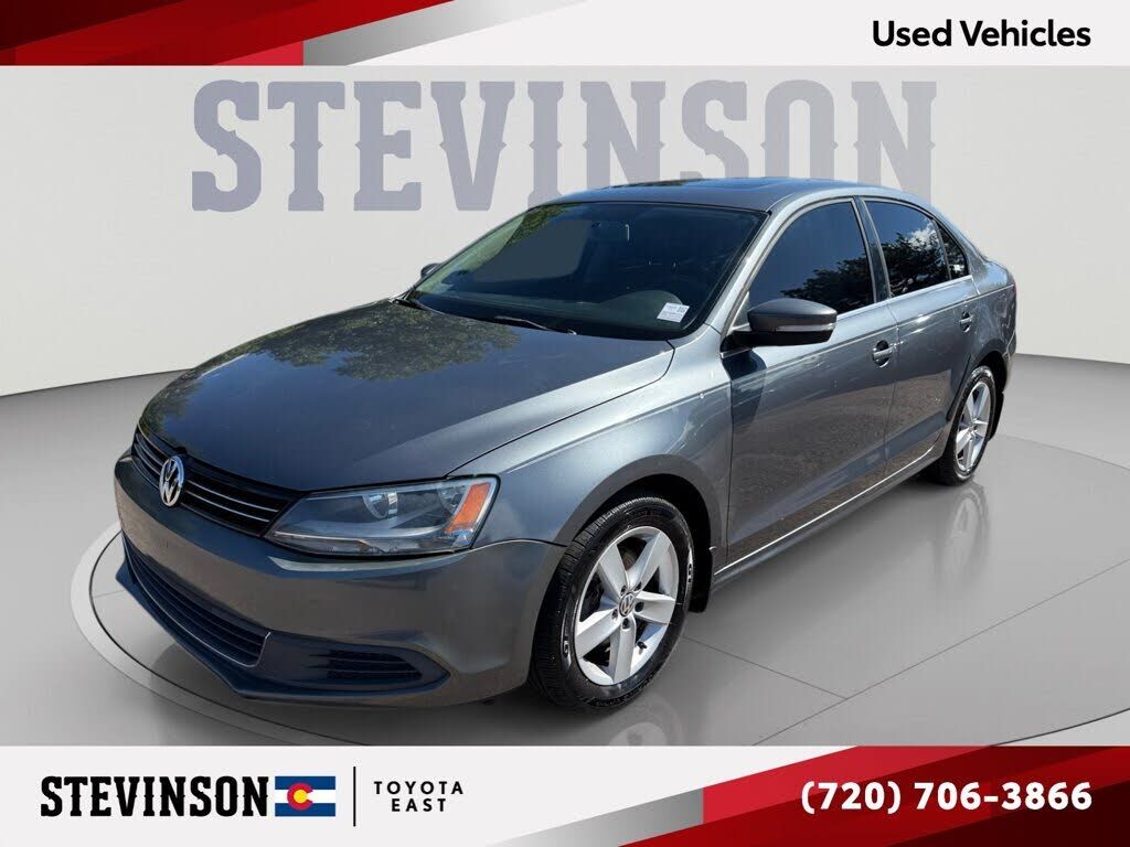 2013 VOLKSWAGEN Jetta