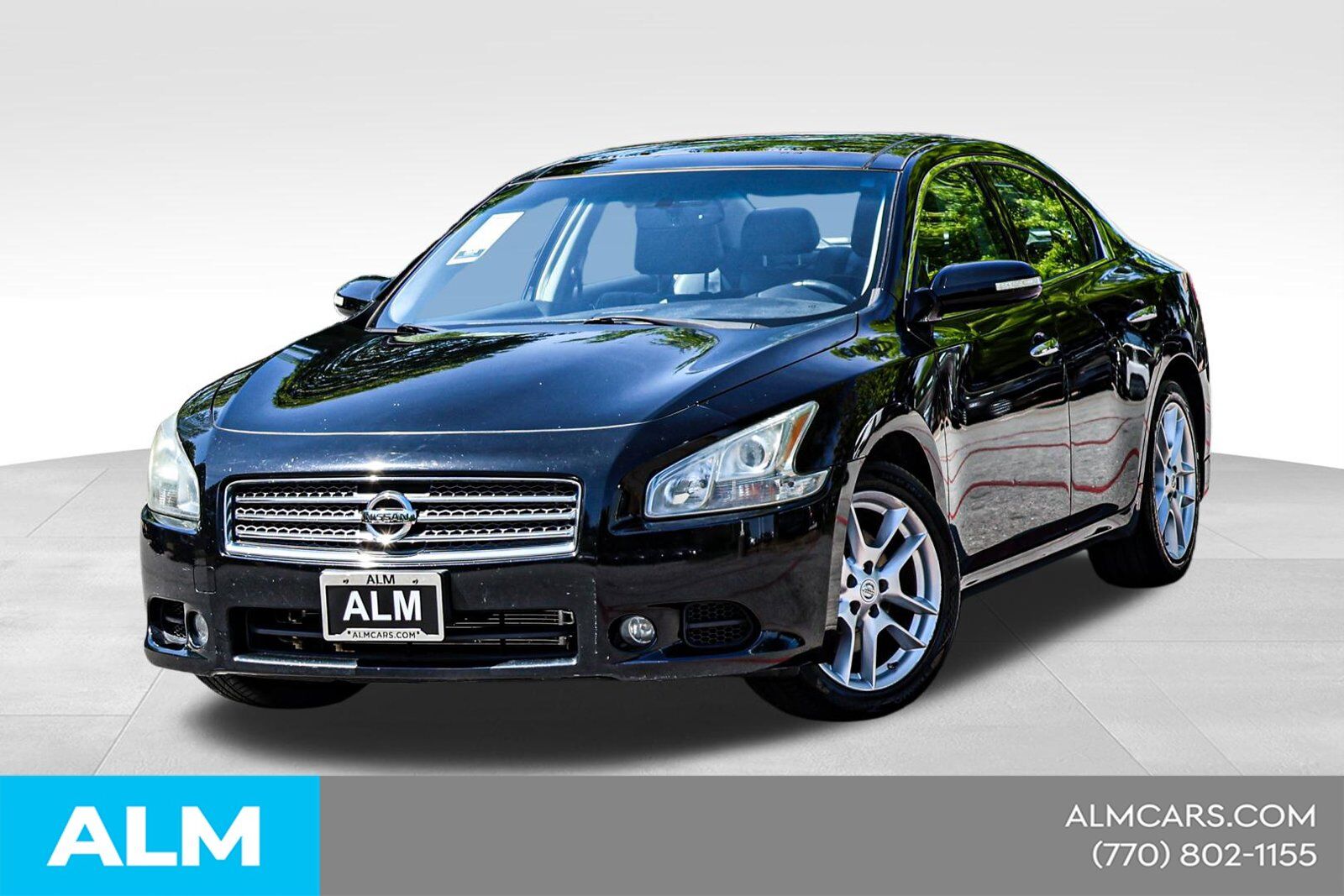 2011 NISSAN Maxima