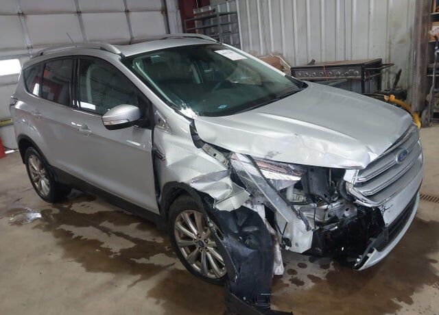 2017 FORD Escape