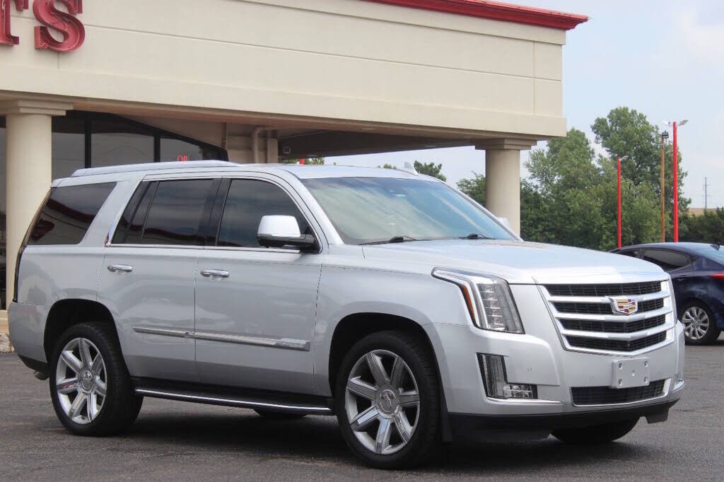 2016 CADILLAC Escalade