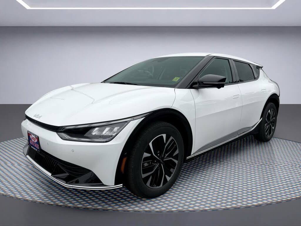 2023 KIA EV6